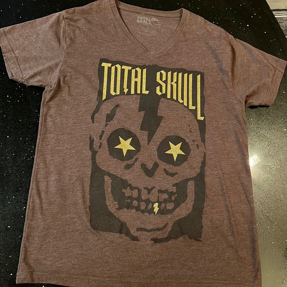 Sheri Moon Zombie Total Skull Skull V Neck - Picture 2 of 6